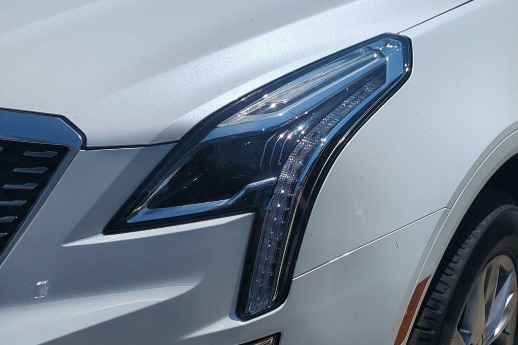 Used 2022 Cadillac XT5 Premium Luxury AWD/4WD image 23