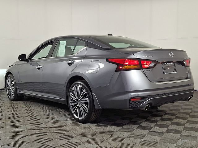 Used 2023 Nissan Altima 2.5 SL AWD/4WD image 7