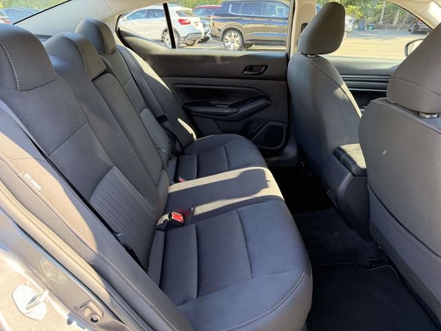 Used 2025 Nissan Altima 2.5 SV FWD image 13