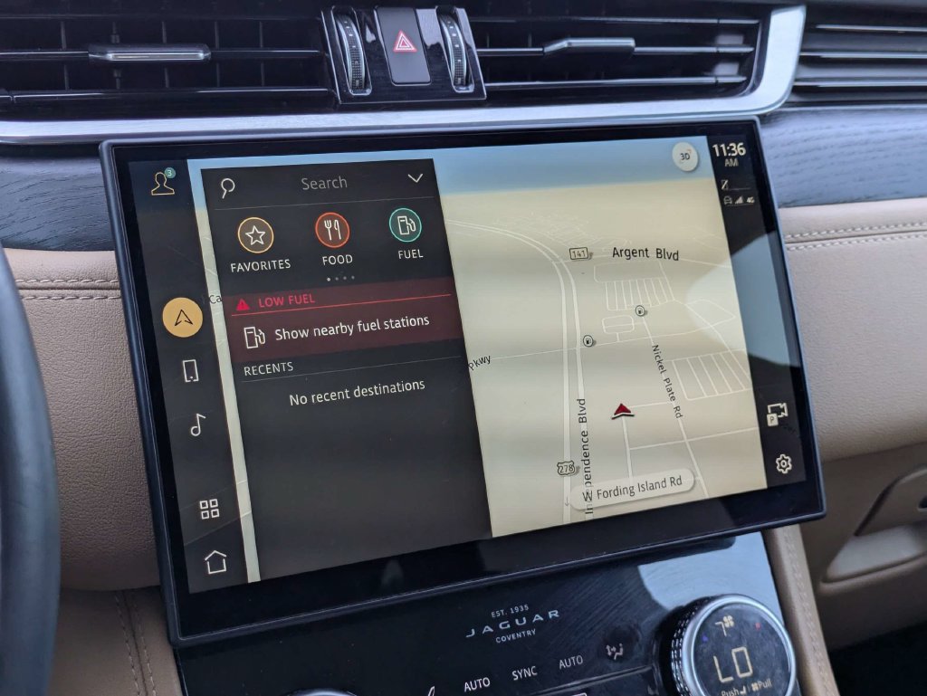 Used 2021 Jaguar F-PACE S AWD/4WD image 23