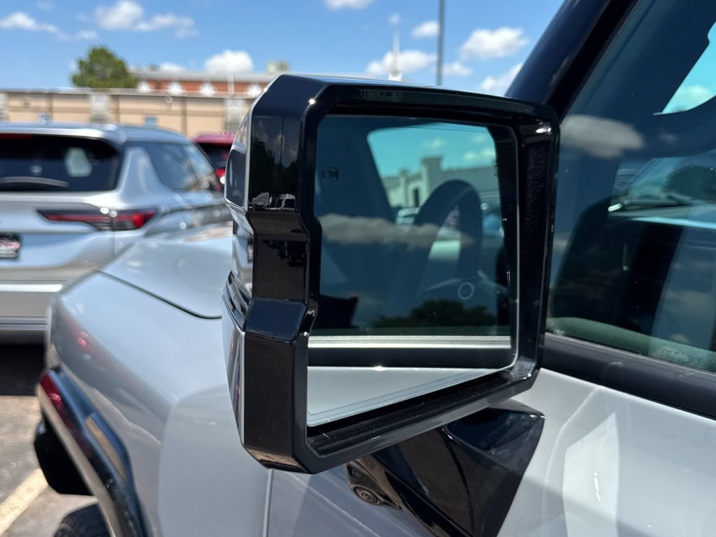 Used 2025 GMC Hummer EV 3X AWD/4WD image 44