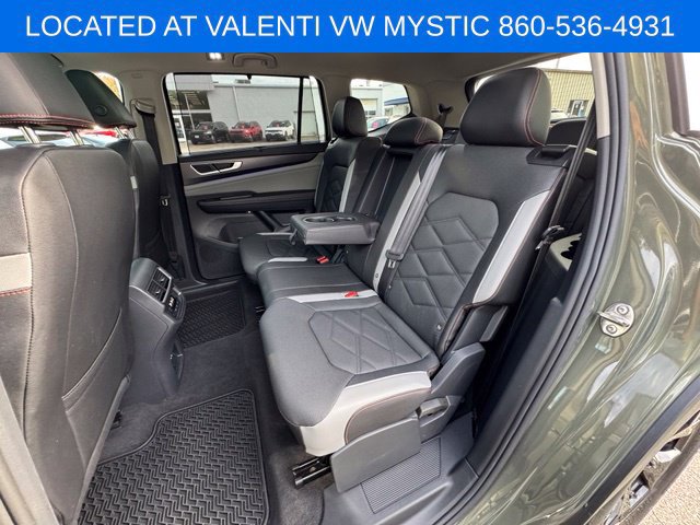 Certified 2025 Volkswagen Atlas Peak Edition SE AWD/4WD image 12