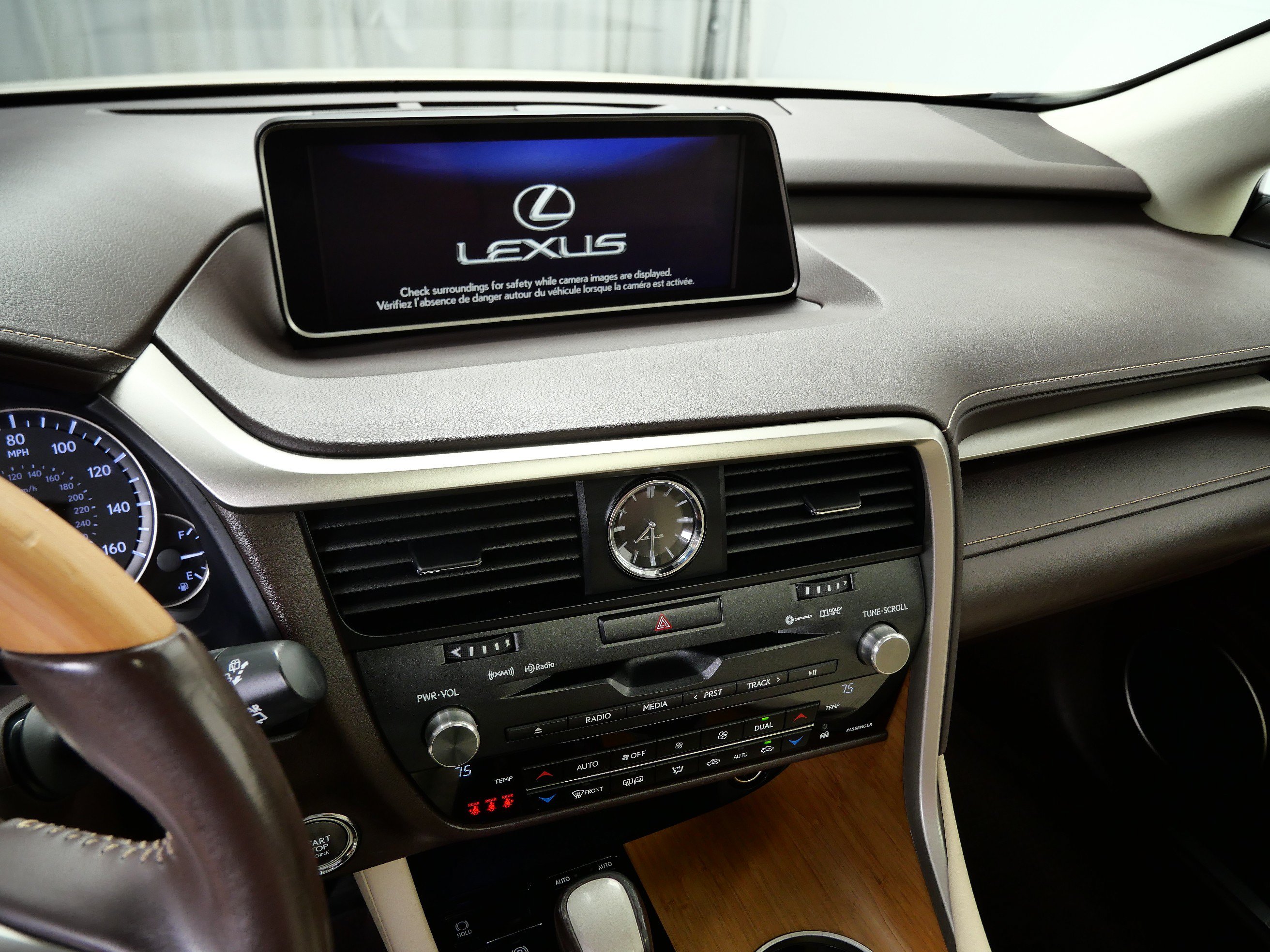 Used 2019 Lexus RX 350 AWD w/ Navigation Package image 17