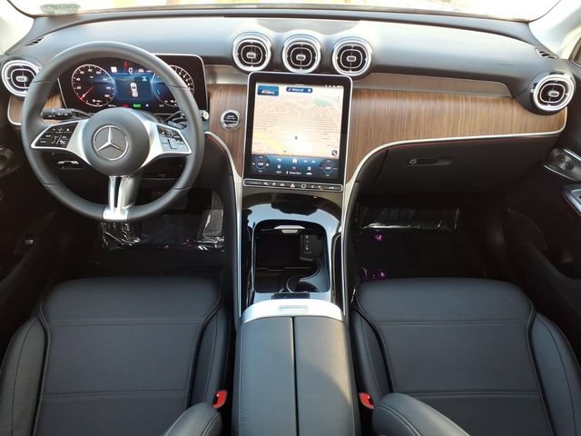 Certified 2025 Mercedes-Benz GLC 350e 4MATIC image 4