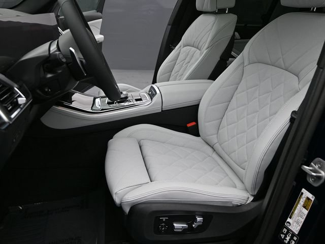 New 2026 BMW X5 M60i AWD/4WD image 17