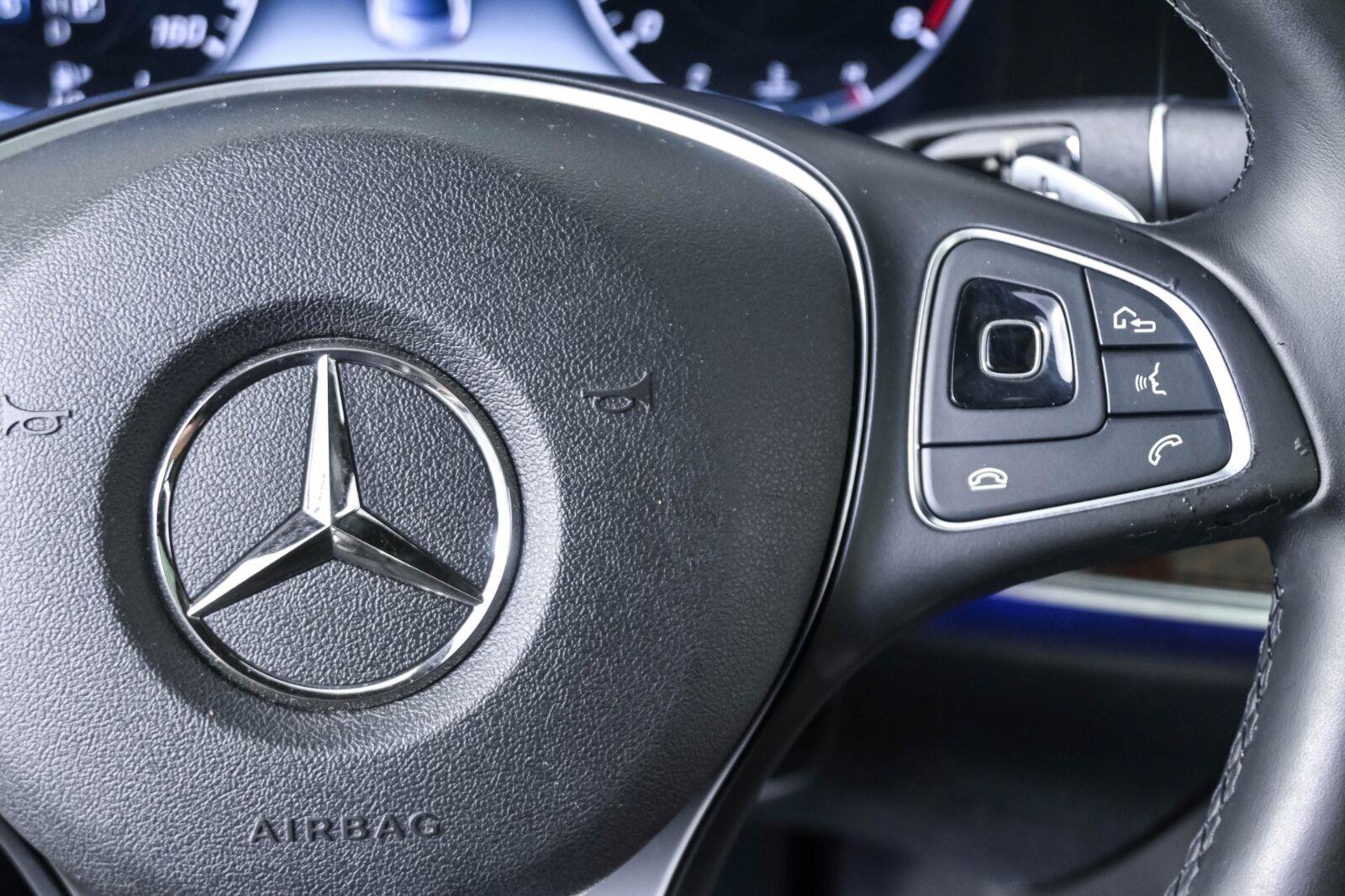 Used 2017 Mercedes-Benz E 300 image 11