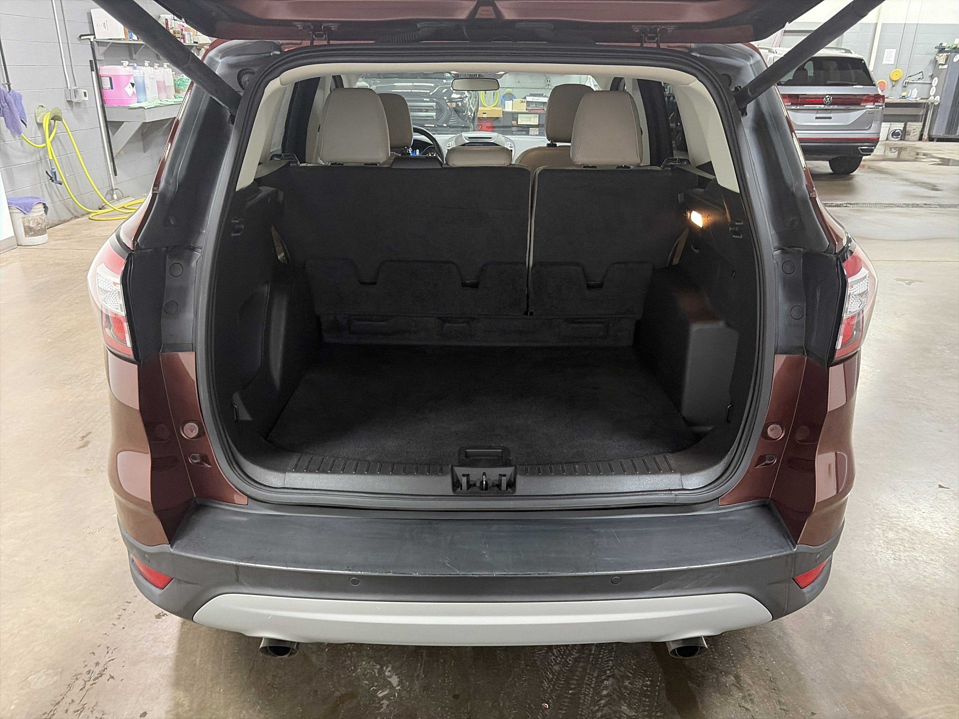 Used 2018 Ford Escape SEL image 25