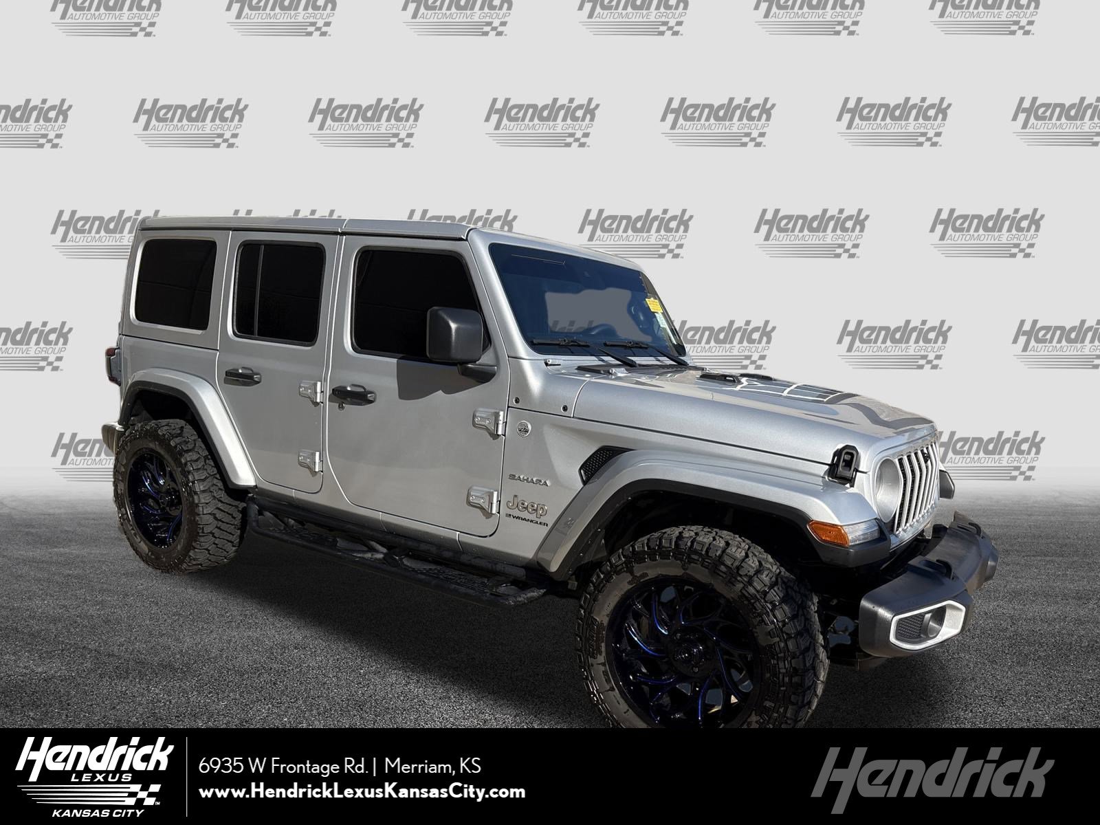 Used 2024 Jeep Wrangler Unlimited Sahara w/ Technology Group