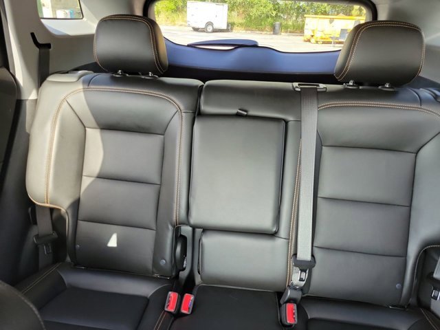 Used 2021 GMC Terrain SLT w/ Infotainment Package II image 5