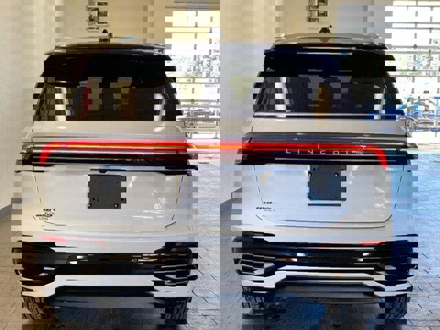 New 2026 Lincoln Nautilus Reserve image 6