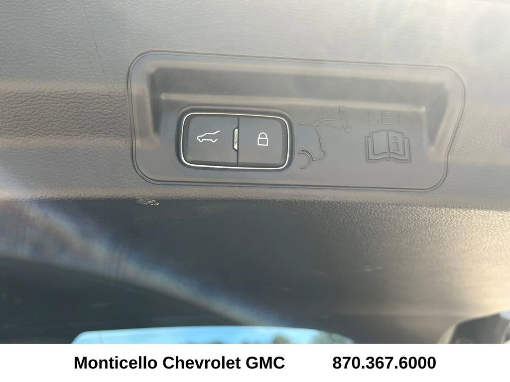 Used 2022 Ford Explorer XLT w/ Equipment Group 202A image 29