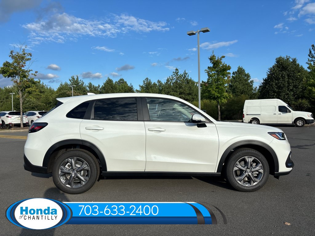New 2027 Honda HR-V LX image 8