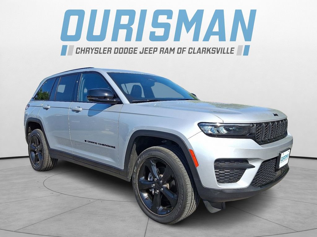 Certified 2024 Jeep Grand Cherokee Altitude AWD/4WD image 1