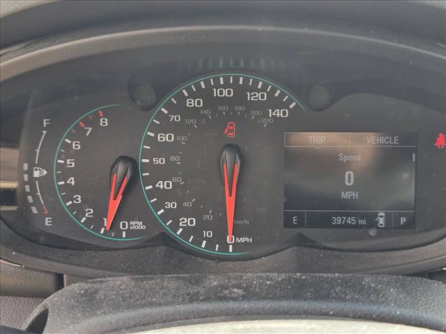 Used 2022 Chevrolet Trax LT w/ LT Convenience Package image 12