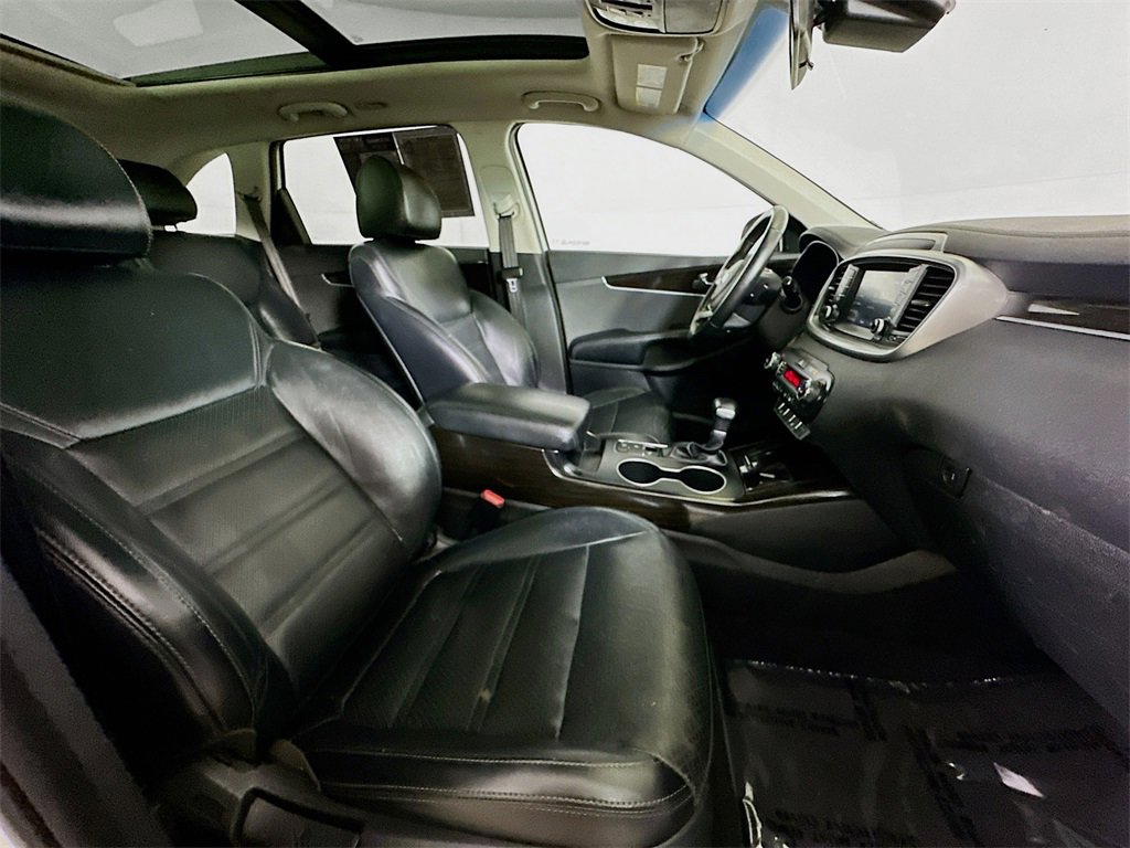 Used 2020 Kia Sorento EX image 10