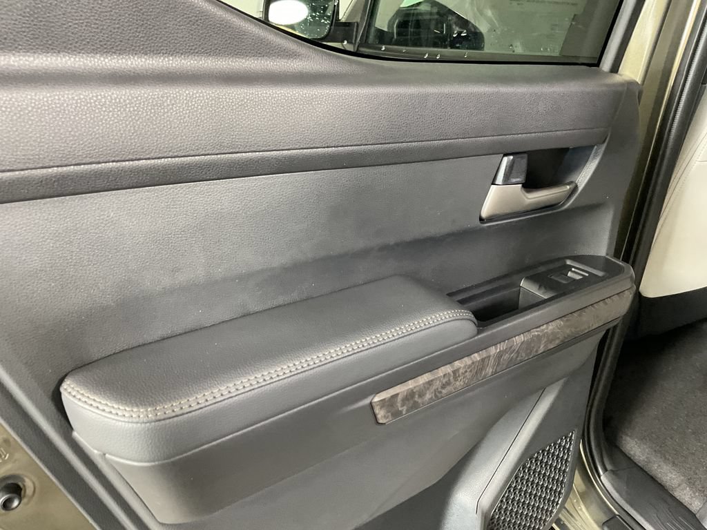 New 2026 Toyota Tacoma Limited AWD/4WD image 18
