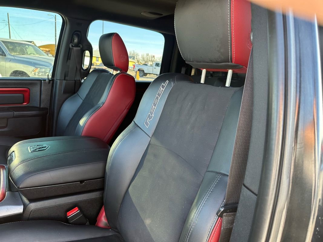 Used 2017 RAM 1500 Rebel w/ Luxury Group image 33