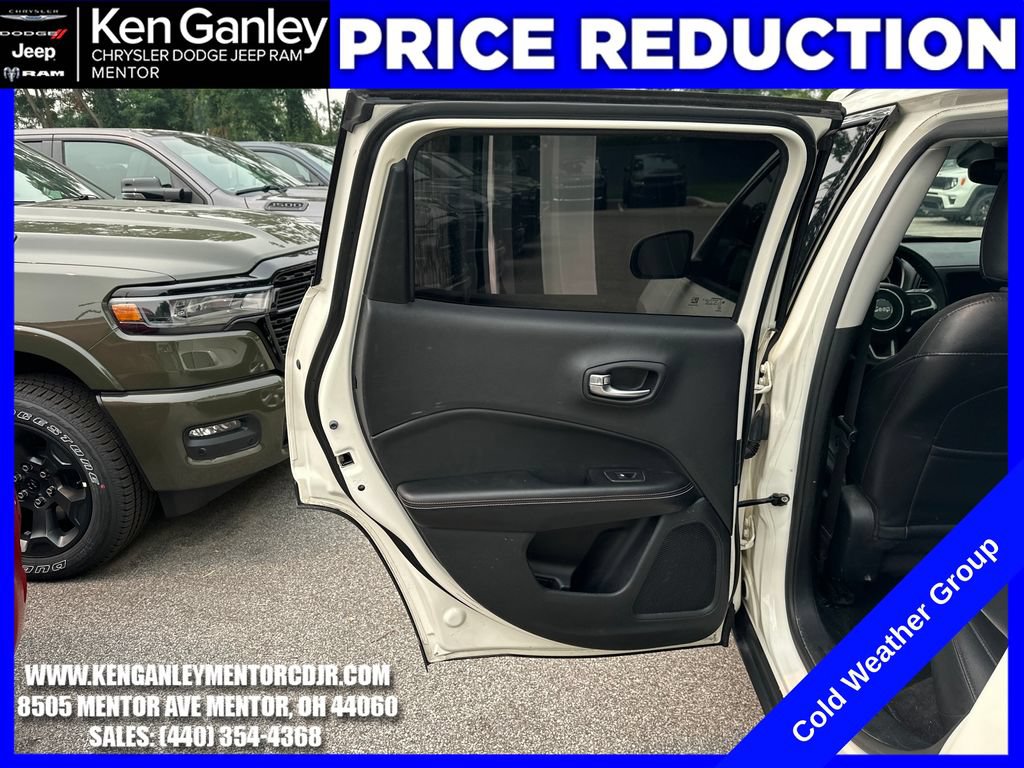 Used 2020 Jeep Compass Latitude w/ Cold Weather Group AWD/4WD image 19