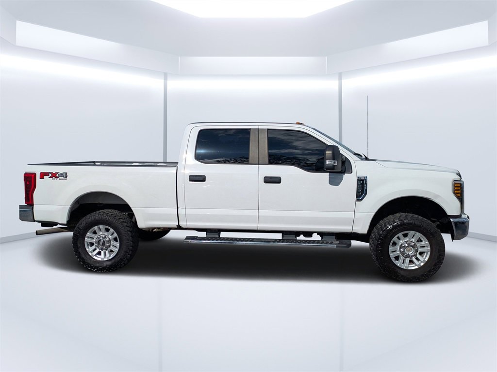 Used 2019 Ford F250 XL w/ STX Appearance Package image 2