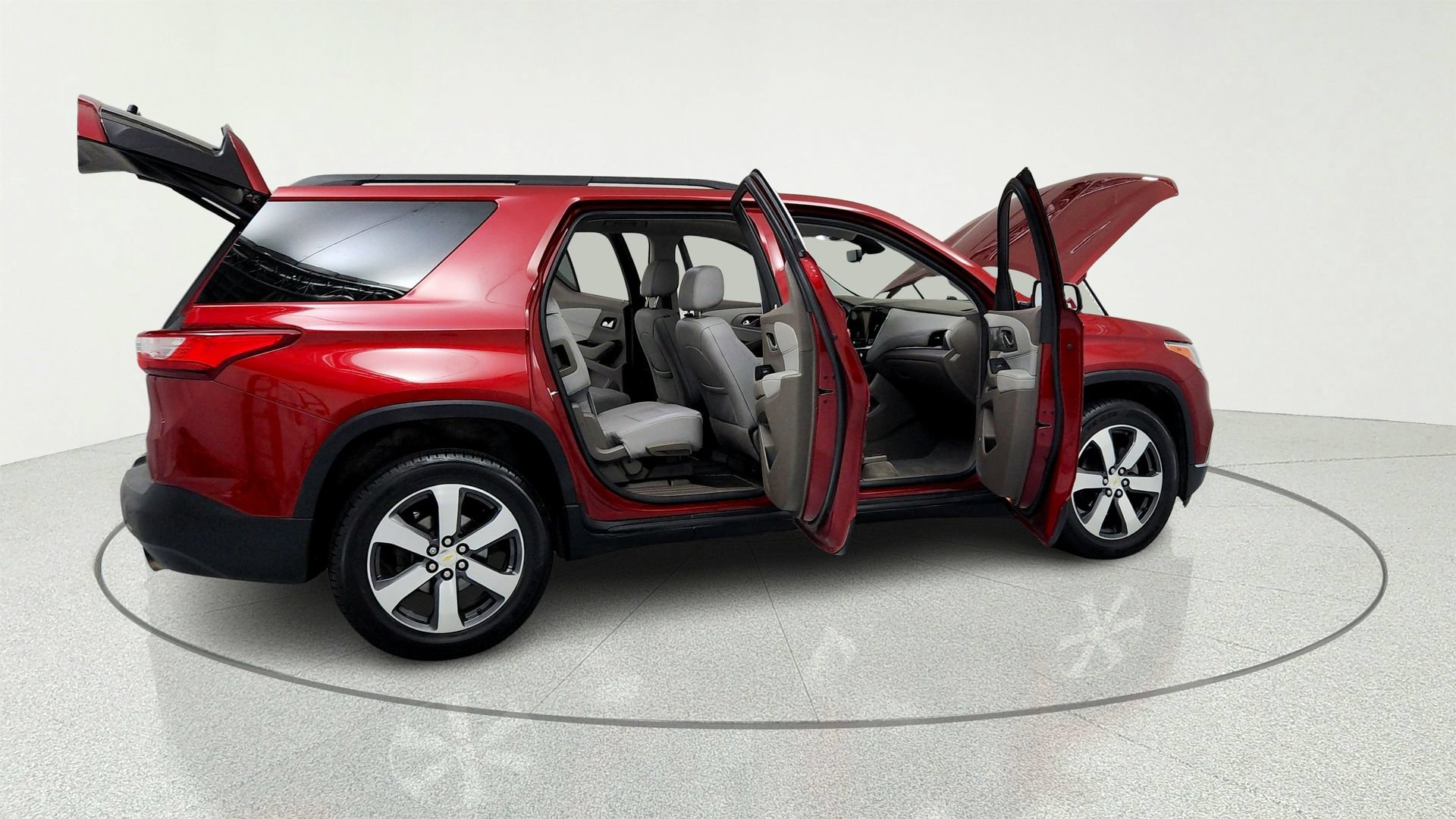 Used 2019 Chevrolet Traverse LT w/ LT Premium Package FWD image 13