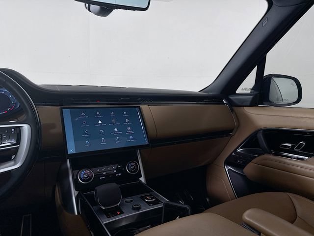 Certified 2023 Land Rover Range Rover SE image 26
