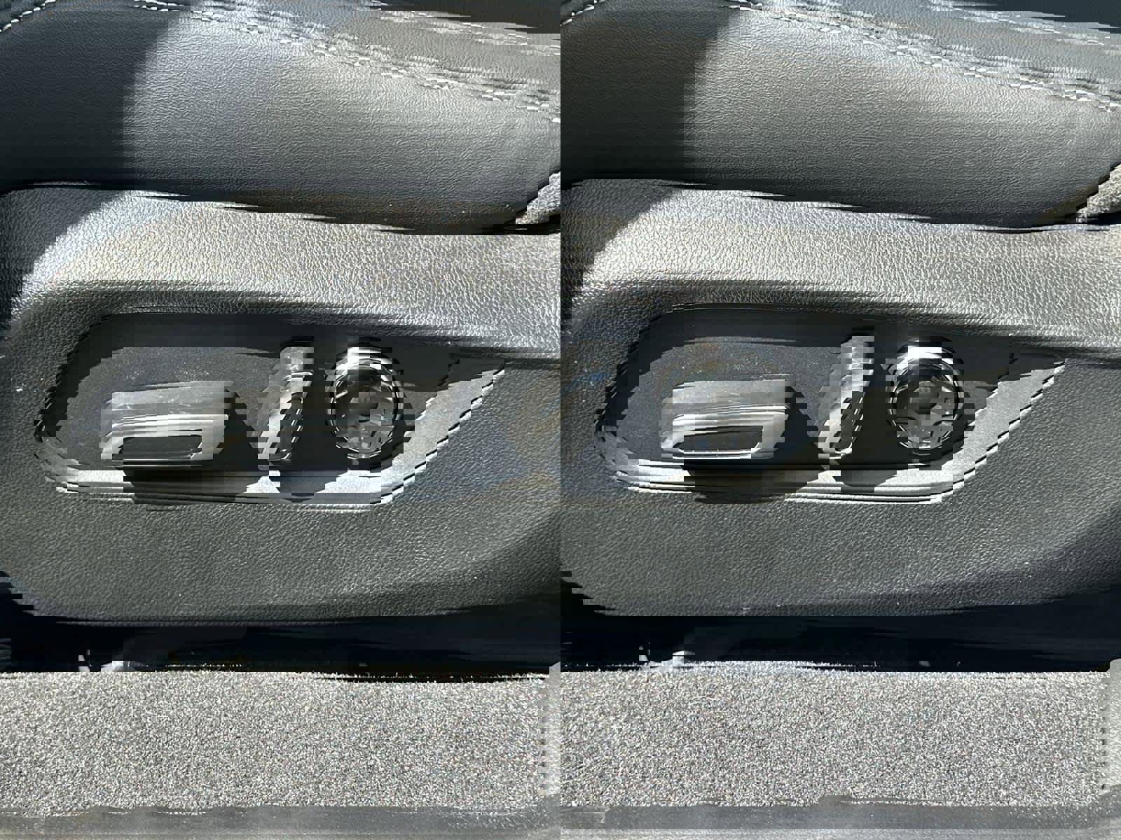 New 2025 Acura TLX w/ Technology Package image 23