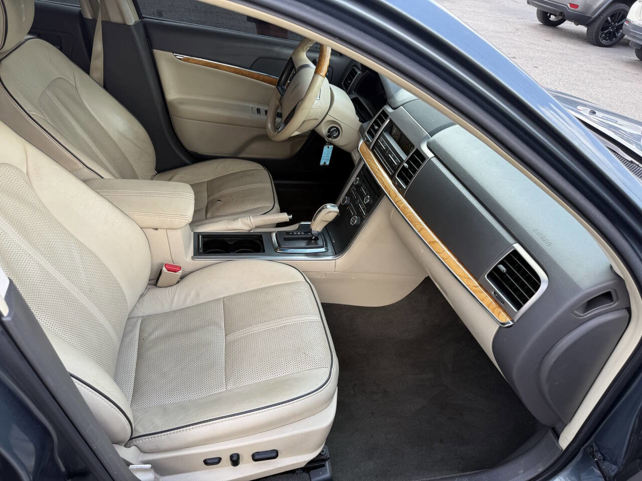 Used 2012 Lincoln MKZ Hybrid image 13