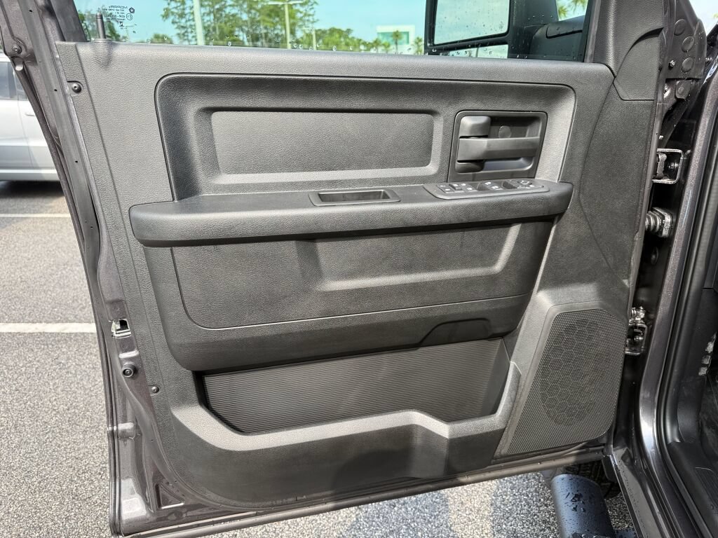 New 2026 RAM 3500 Tradesman AWD/4WD image 17