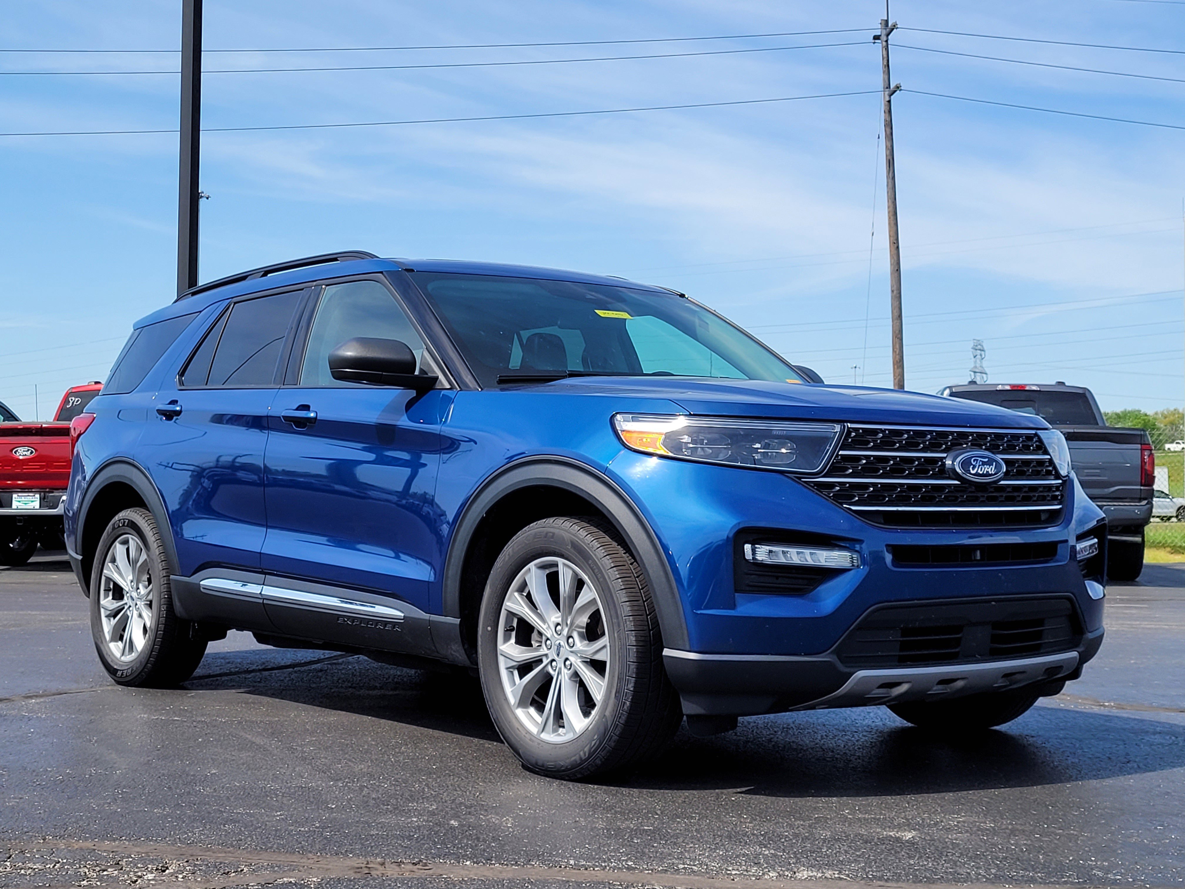 Used 2022 Ford Explorer XLT w/ Equipment Group 202A