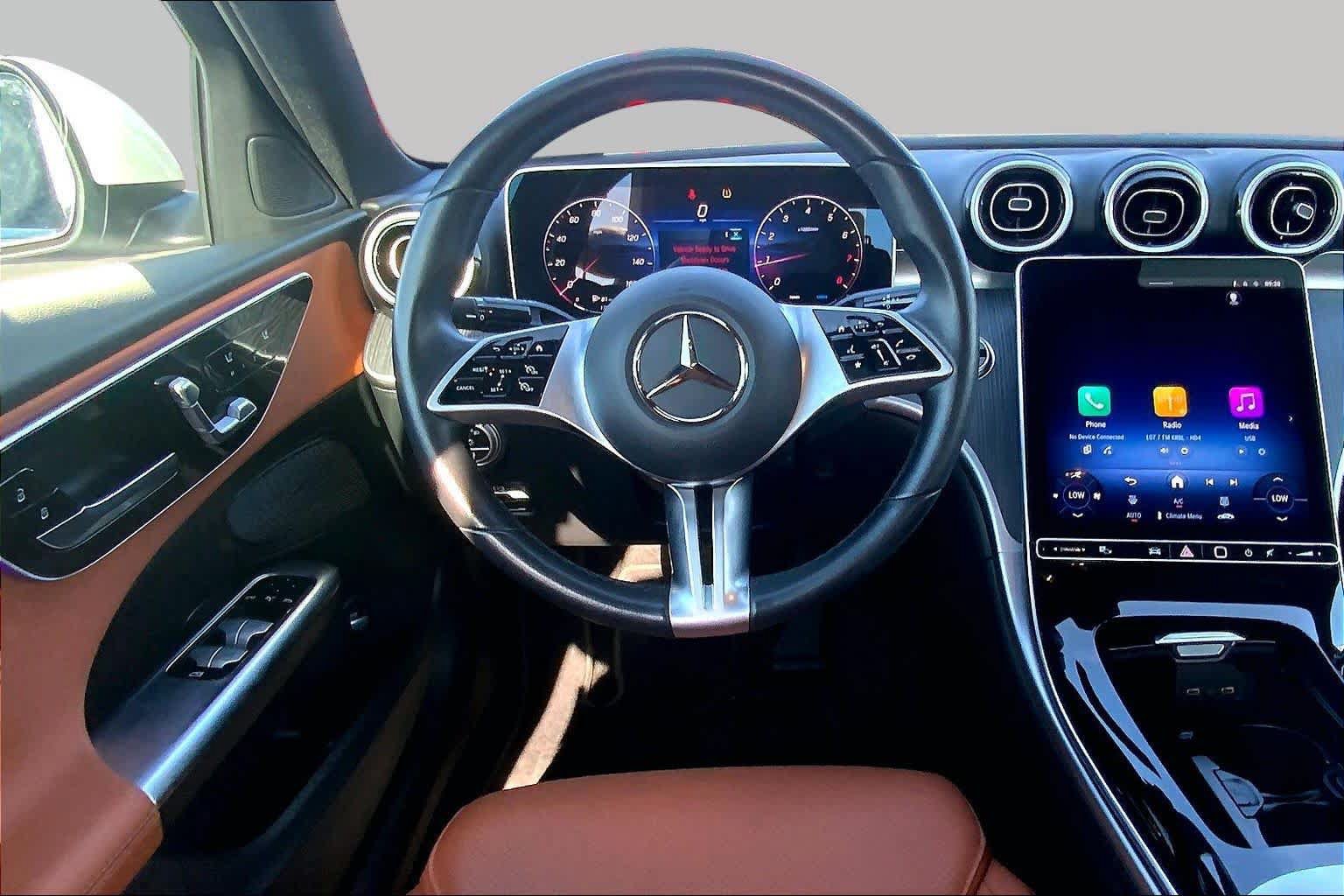 Used 2025 Mercedes-Benz C 300 Sedan image 6
