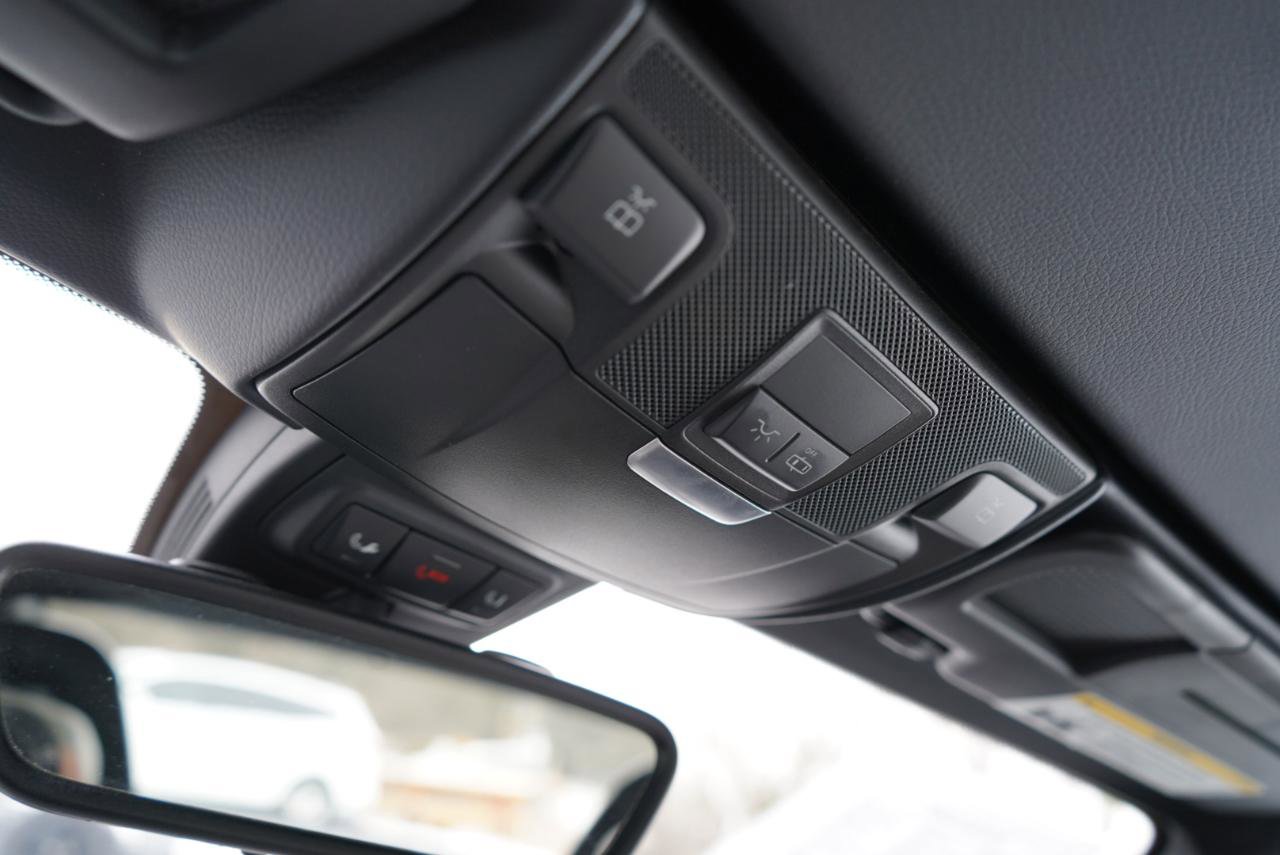 Used 2015 Mercedes-Benz SLK 250 image 48