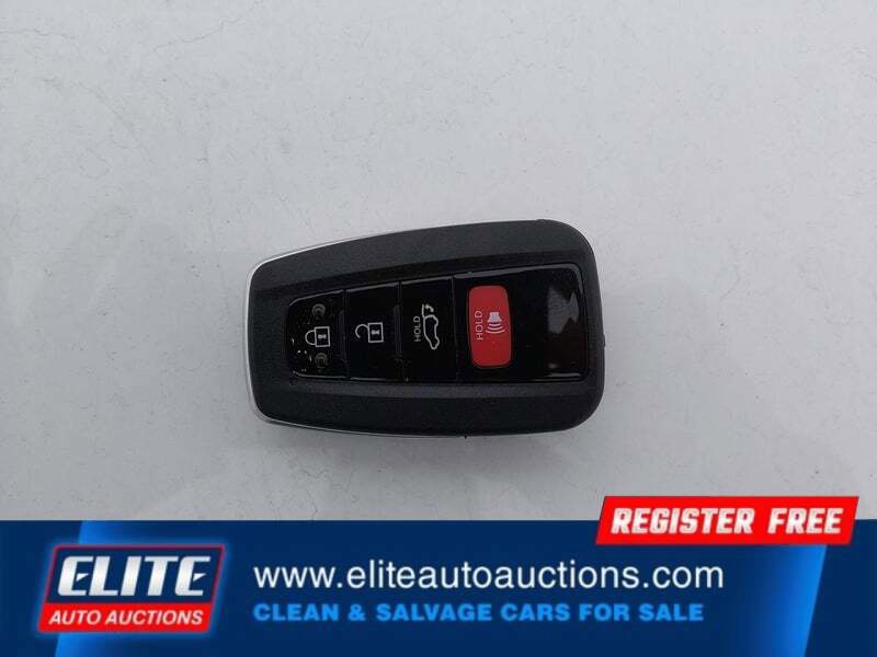 Used 2020 Toyota Highlander Limited image 22