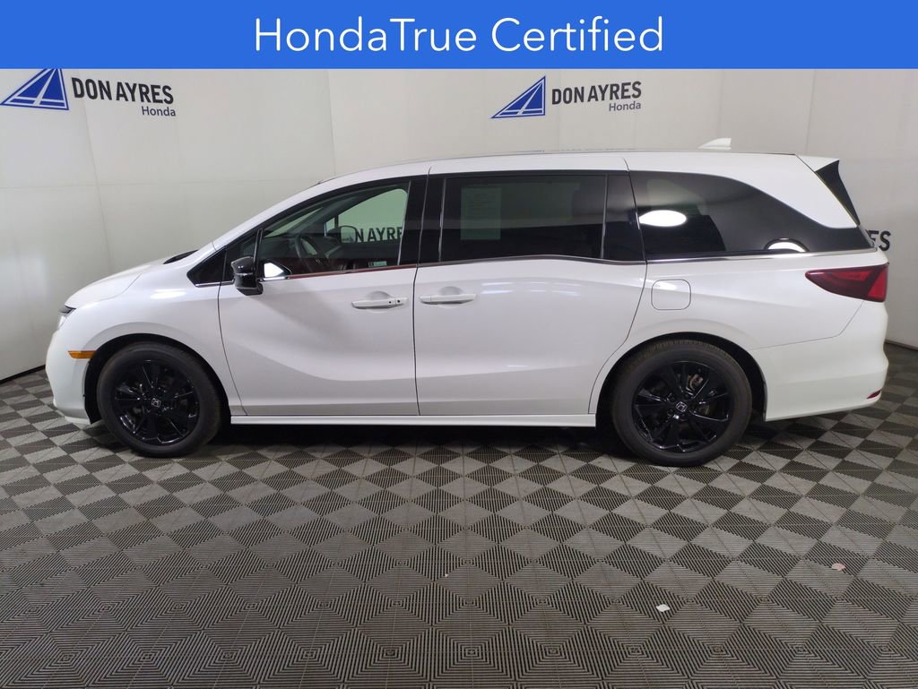 Certified 2024 Honda Odyssey Sport image 2