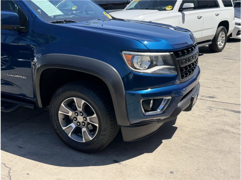 Used 2019 Chevrolet Colorado Z71 AWD/4WD image 7