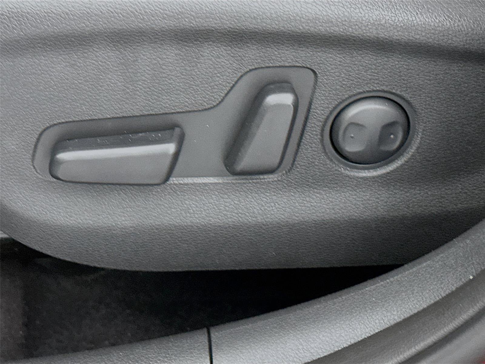 Used 2018 Hyundai Tucson Sport image 19