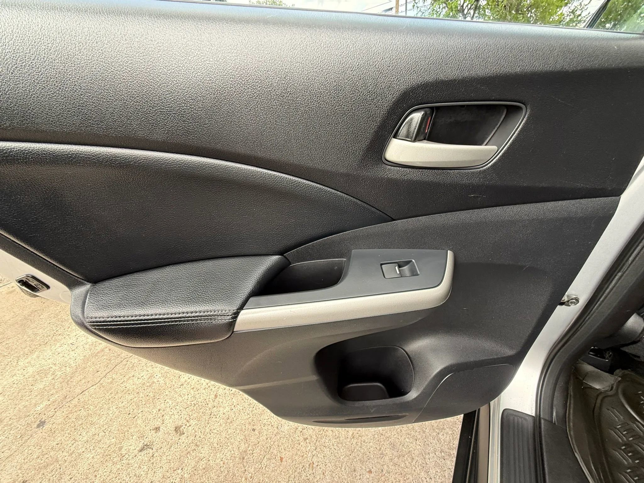 Used 2014 Honda CR-V EX-L image 22