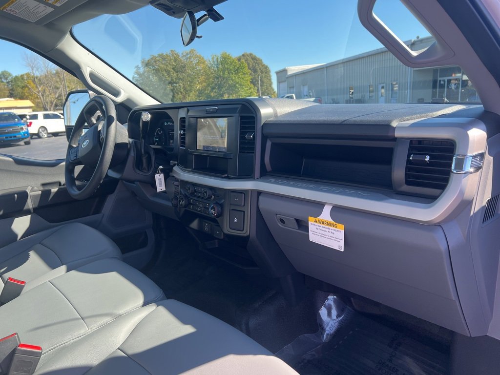 New 2026 Ford F250 4x4 Regular Cab Super Duty image 16