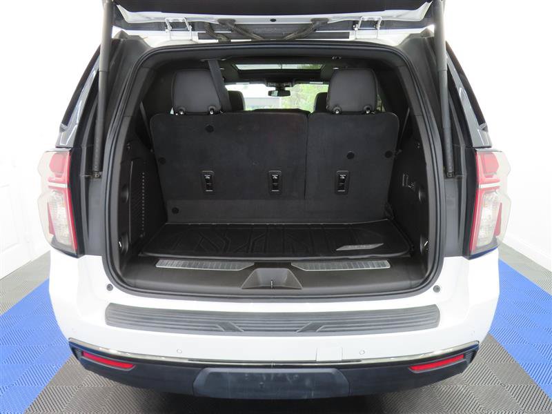 Used 2021 Chevrolet Tahoe RST w/ Luxury Package AWD/4WD image 13