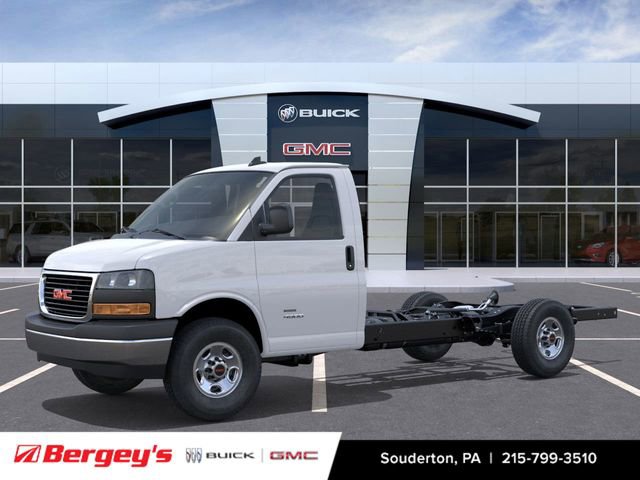 New 2026 GMC Savana 3500 w/ Driver Convenience Package image 3