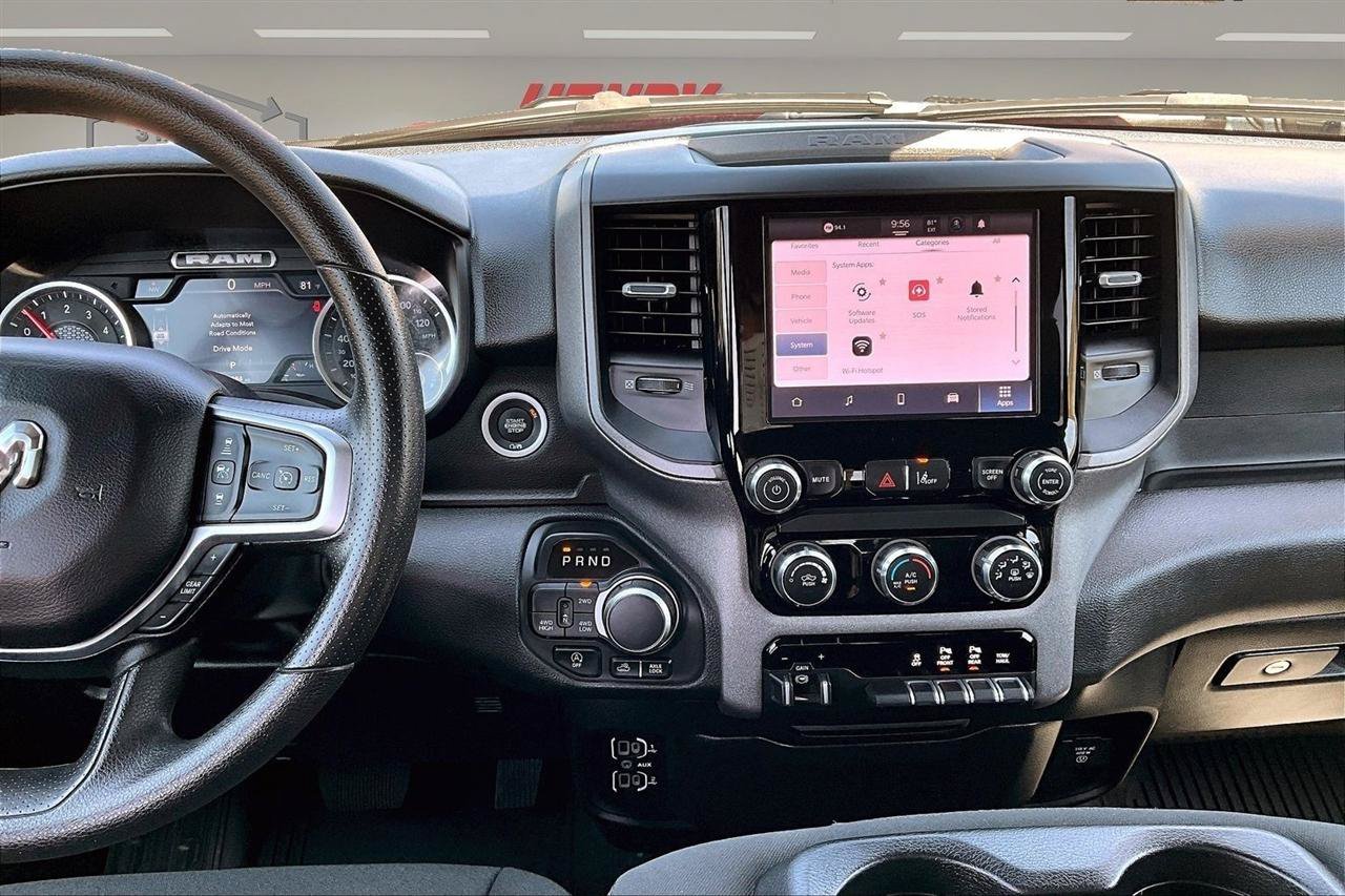 Used 2025 RAM 1500 Warlock AWD/4WD image 9