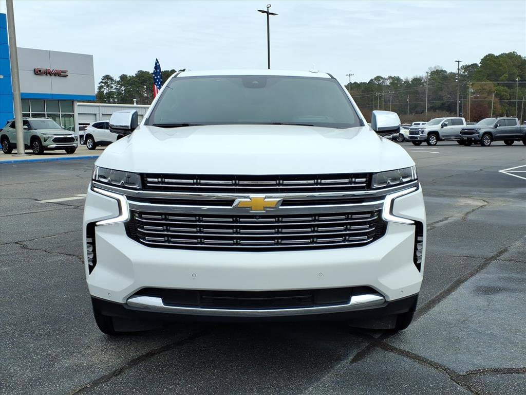 Used 2023 Chevrolet Suburban Premier image 3