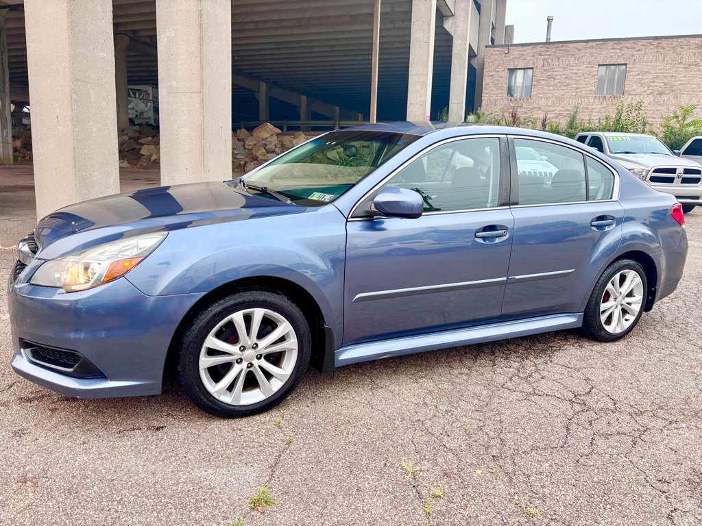 Used 2014 Subaru Legacy 2.5i Premium AWD/4WD image 1
