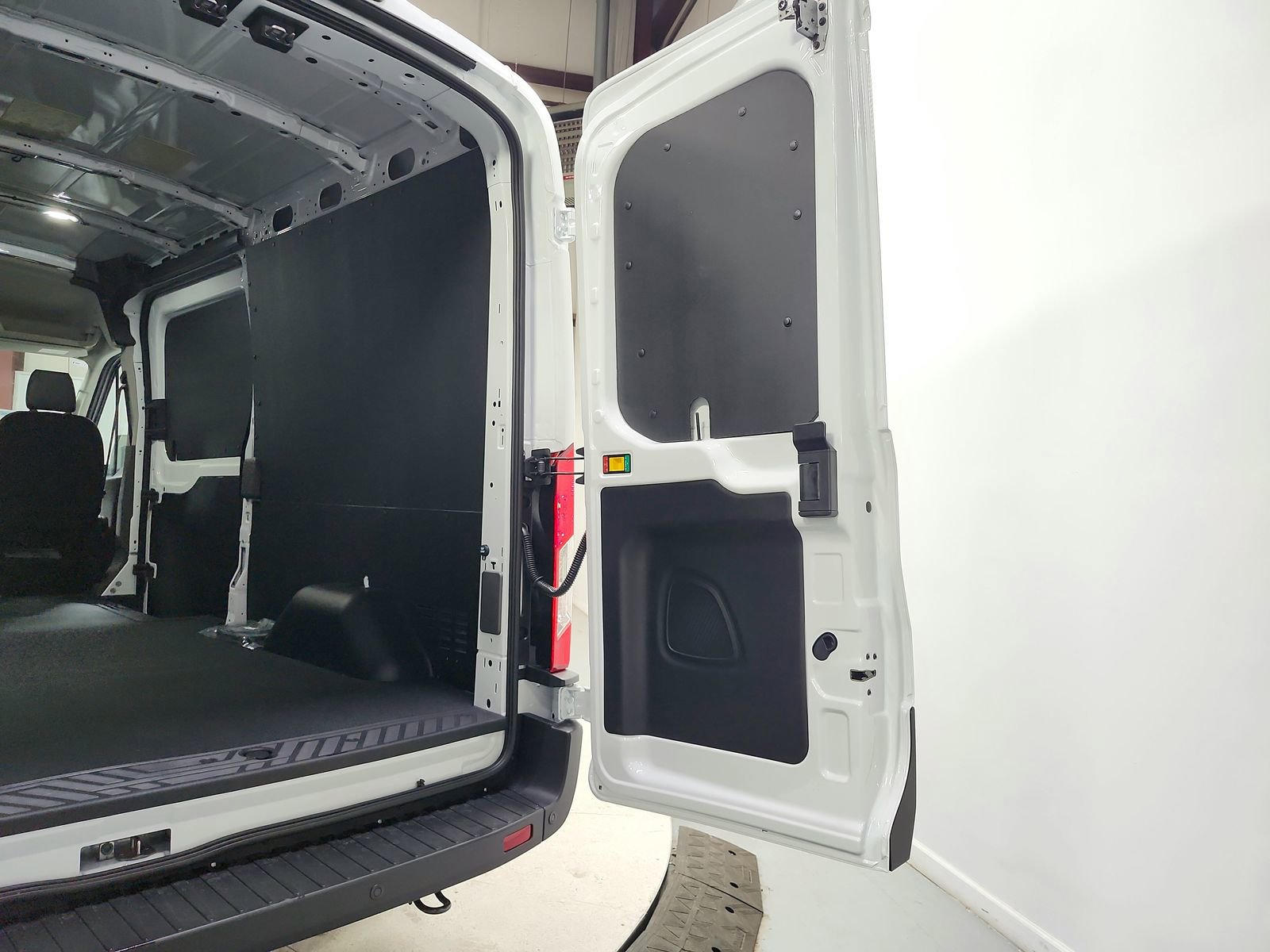 New 2026 Ford Transit 250 148 Medium Roof w/ Load Area Protection Package image 36
