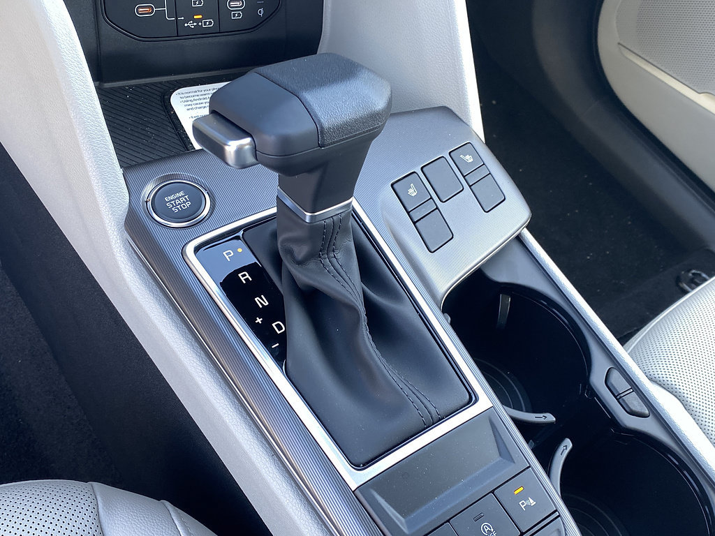 New 2026 Kia Sportage EX FWD image 16