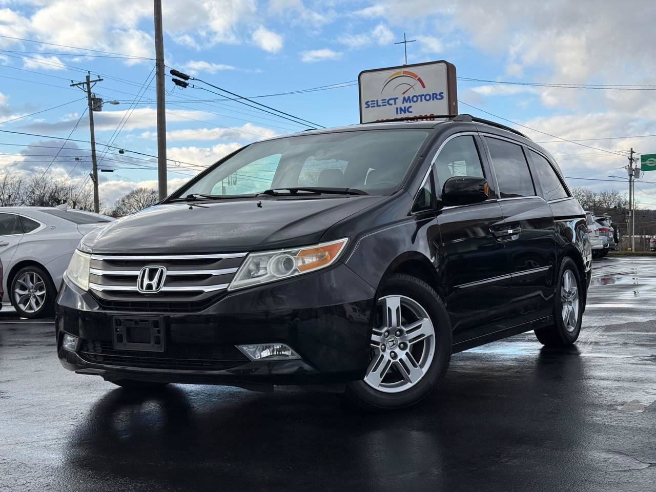 Used 2012 Honda Odyssey Touring image 2