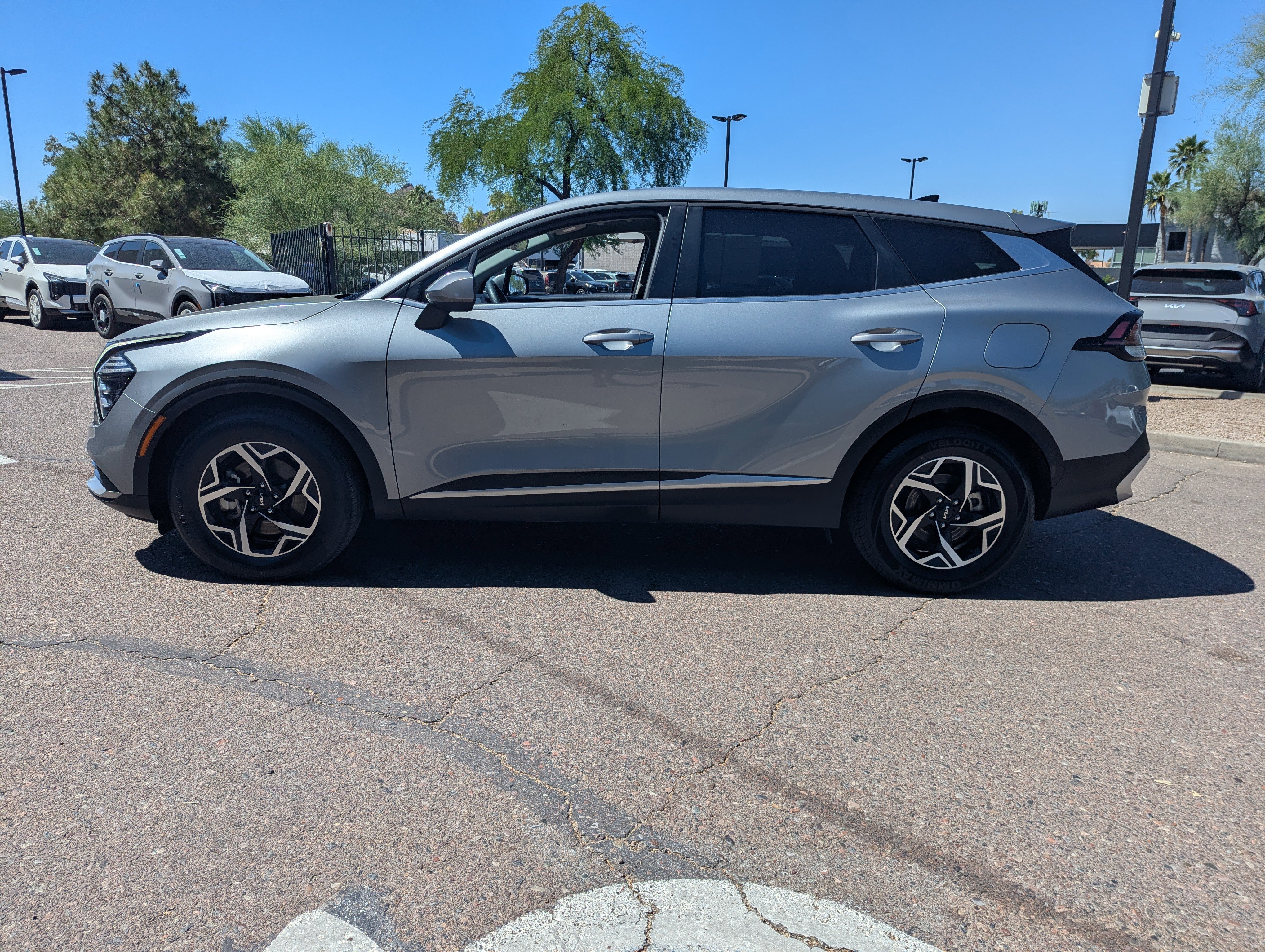 Certified 2024 Kia Sportage LX FWD image 5