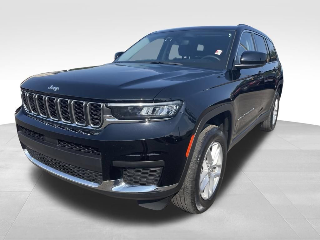 Used 2023 Jeep Grand Cherokee L Laredo AWD/4WD image 19