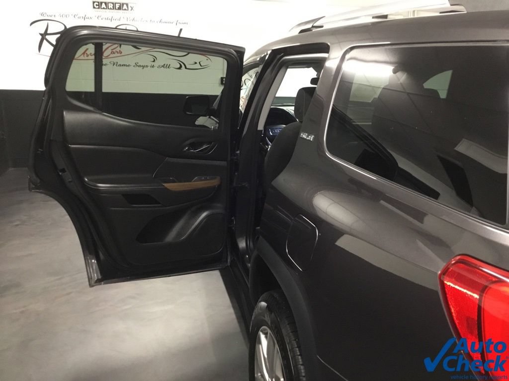 Used 2018 GMC Acadia SLE w/ LPO, Floor Liner Package AWD/4WD image 25