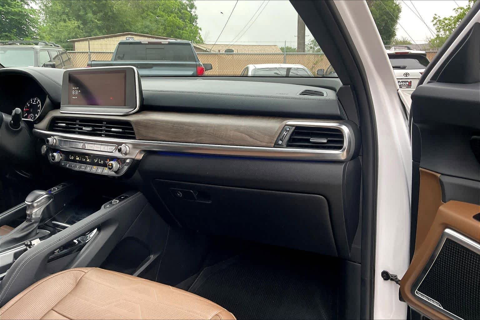 Used 2022 Kia Telluride SX w/ SX Prestige Package AWD/4WD image 19