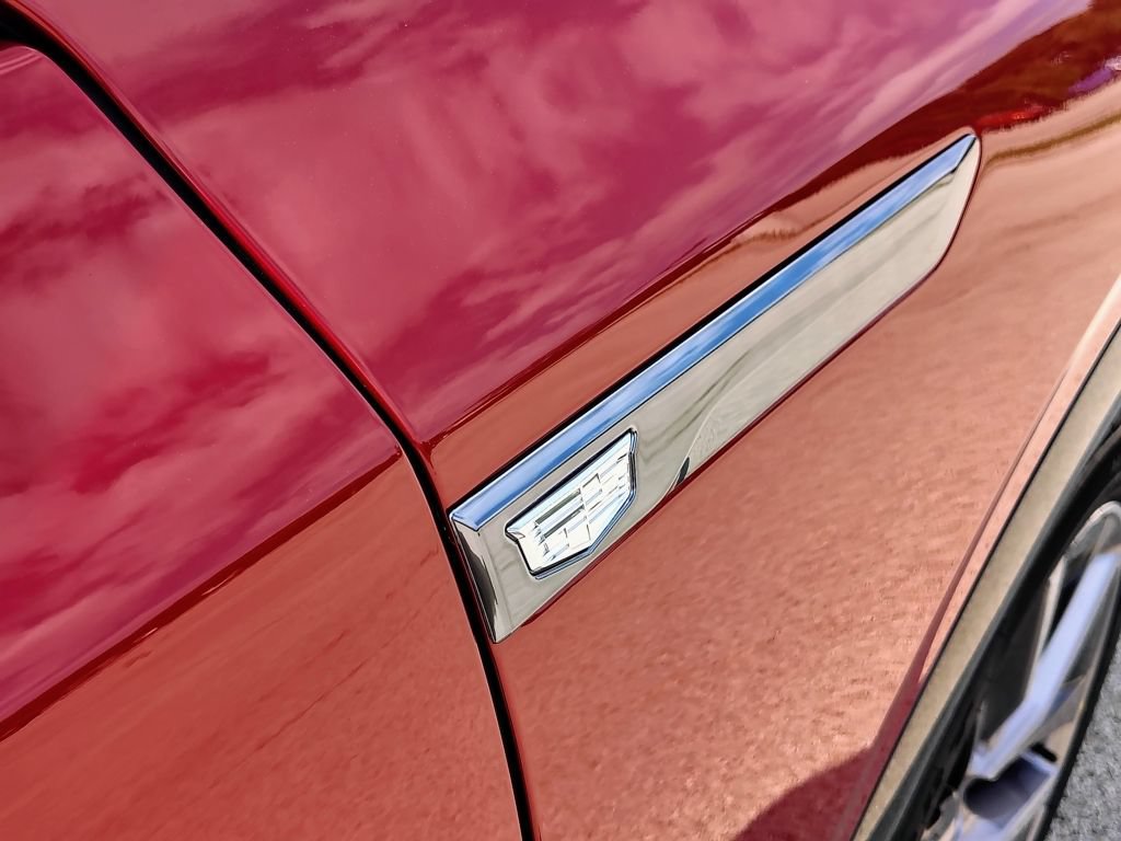 New 2027 Cadillac Vistiq Premium Luxury w/ LPO, Premium Carpet Package AWD/4WD image 14